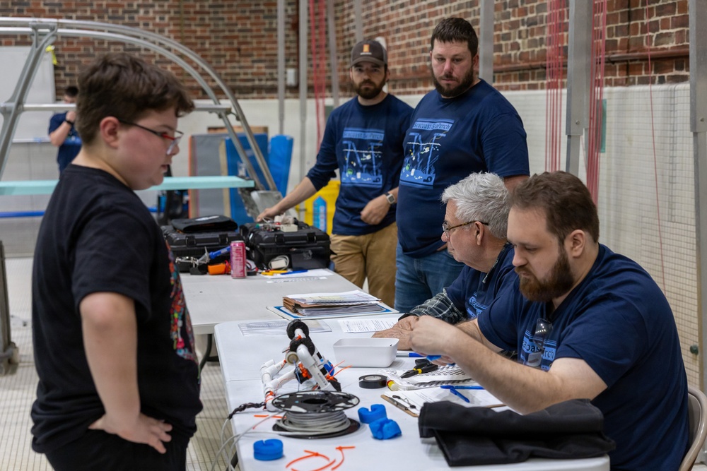 Future Engineers Take the Plunge with SeaPerch