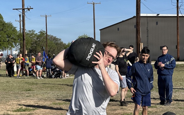 318th COG Golden Web competition