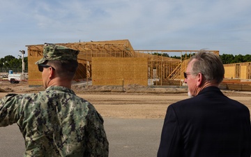 Arizona U.S. Congressman Paul Gosar tours MCAS Yuma