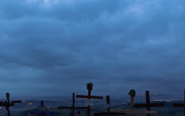 Marines and Sailors Hike to Celebrate the 133rd Navy Chief Petty Officer Birthday