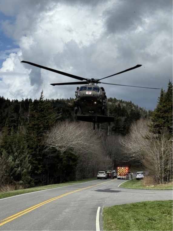 Tennessee Guardsmen rescue visitor in National Park