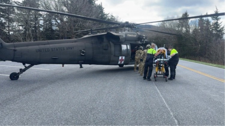 Tennessee Guardsmen rescue visitor in National Park