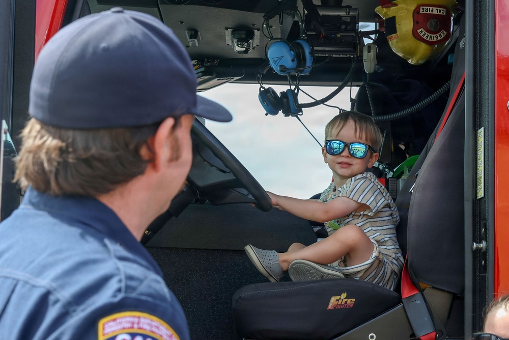MCRD San Diego Library hosts Touch-A-Truck