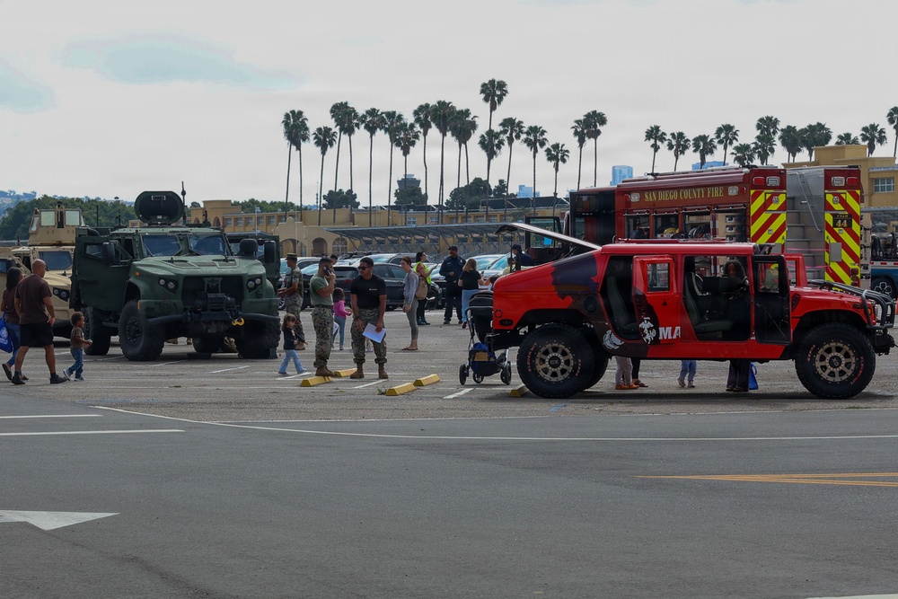 MCRD San Diego Library hosts Touch-A-Truck