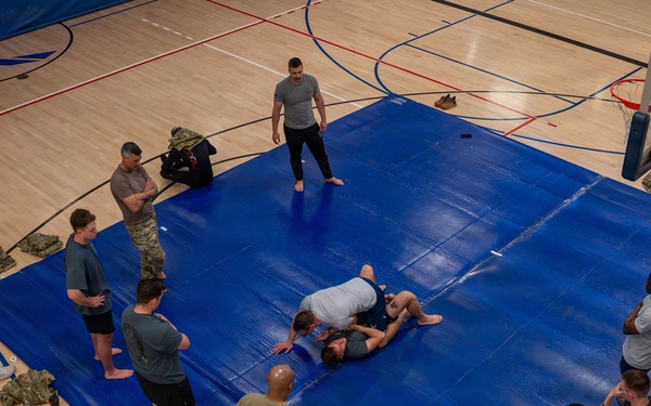 Air Force and Navy Reserve Officer Training Corps cadets gain familiarization of DMs “Rescue &amp;amp; Attack” mission