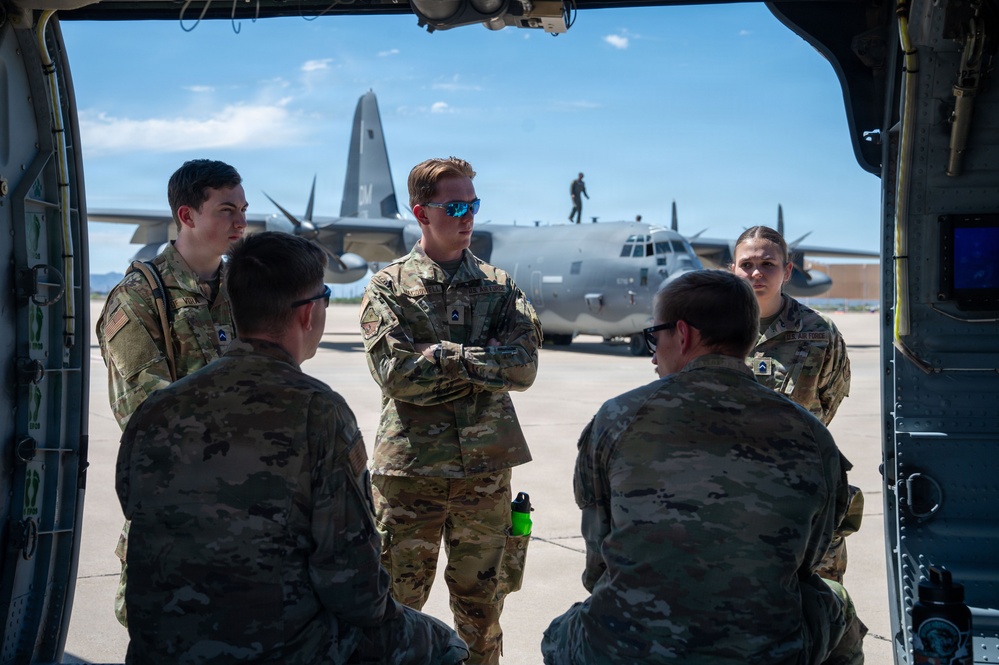 Air Force and Navy Reserve Officer Training Corps cadets gain familiarization of DMs “Rescue and Attack” mission