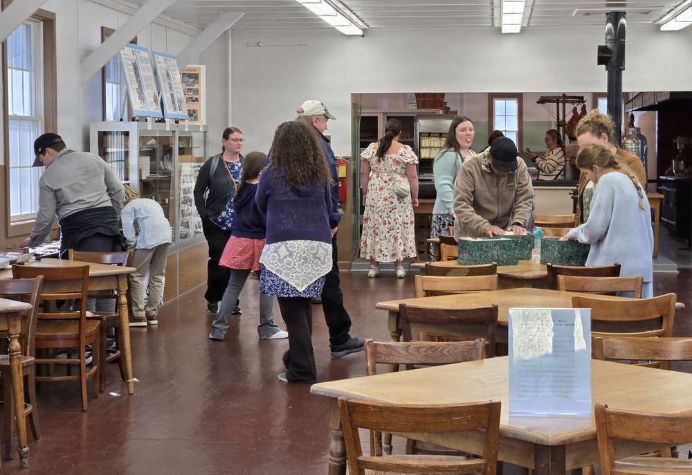 Rosholt school group visits Fort McCoy for March 2026 tour at historic Commemorative Area