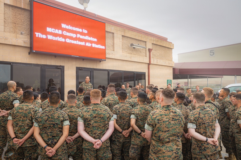 STC Visits MCAS Pendleton