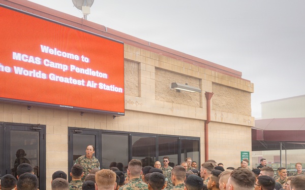 STC Visits MCAS Pendleton