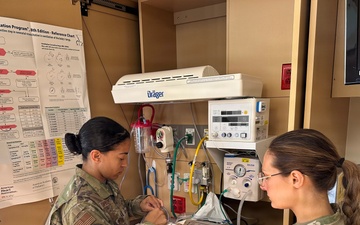 Golden Bear Medics sharpen skills, bolster readiness at nursing fair