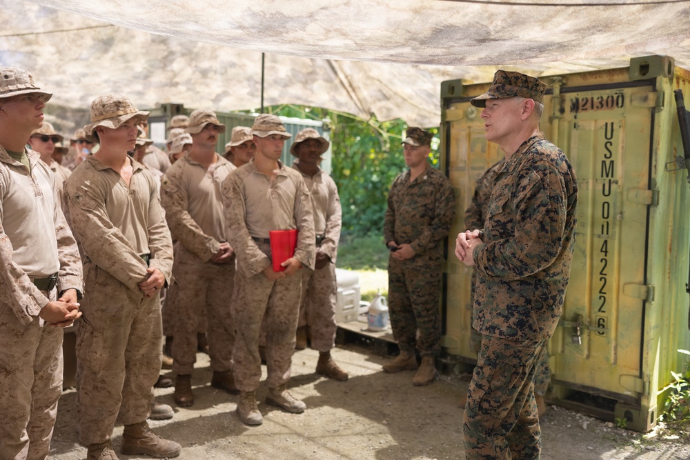 MARFORPAC deputy commander in Palau: Historic site tour
