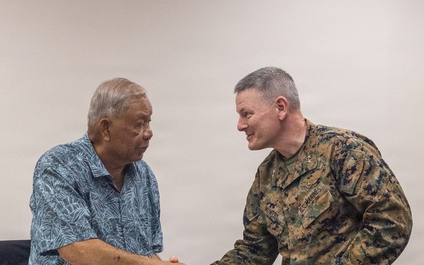 MARFORPAC deputy commander meets with governor of Northern Mariana Islands
