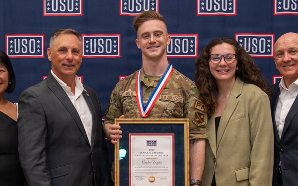 There is no place like Yokota: U.S.O. volunteer award winner in Yokota Air Base