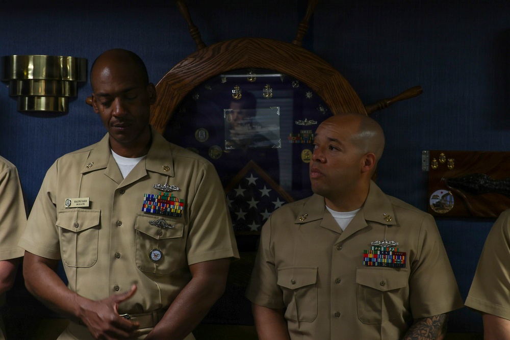 Comstock Holds 133rd Navy Chief Birthday Ceremony