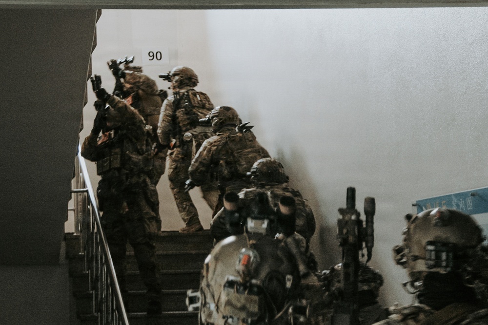 2-2 AHB Conducts Combined Air Assault Training