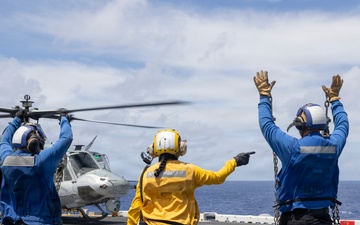 11th MEU Marines, Sailors Conduct Flight Operations Aboard USS Boxer