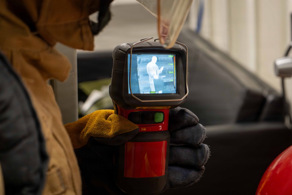 Blue Ridge Conducts General Quarters Drill