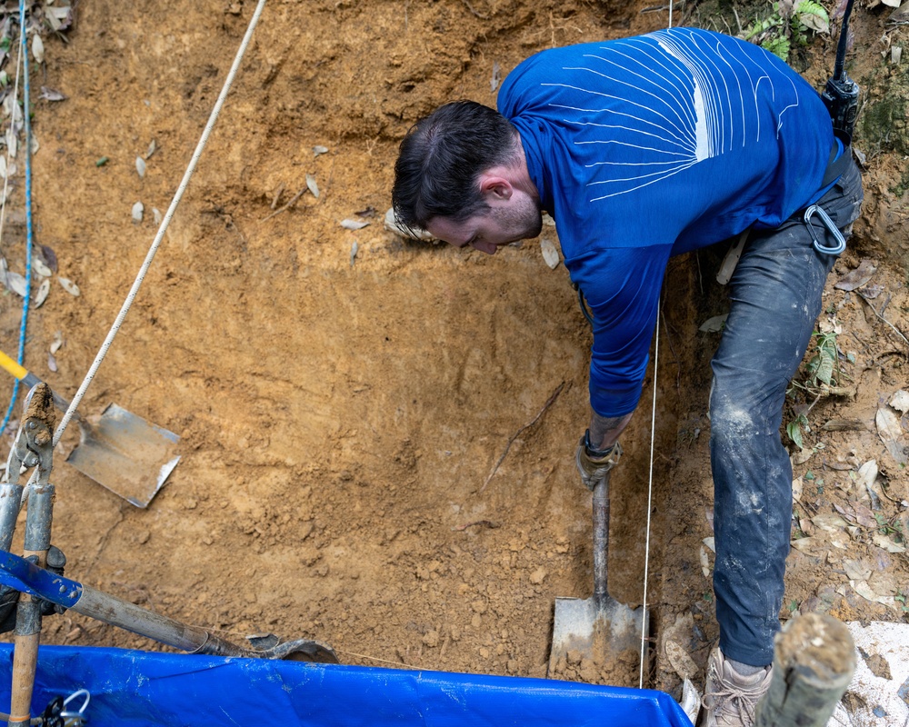26-3LA RT4 Unit Excavation