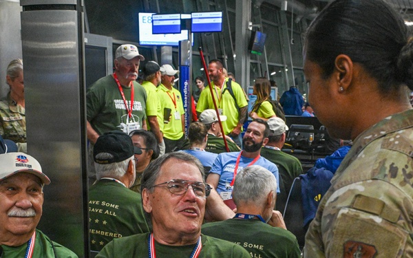 126th ARW Airmen Honor Veterans at St. Louis Honor Flight Send-Off