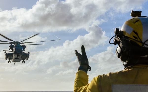 22nd MEU (SOC) | VMM-263 (REIN) CH-53E Flight Operations Aboard USS San Antonio