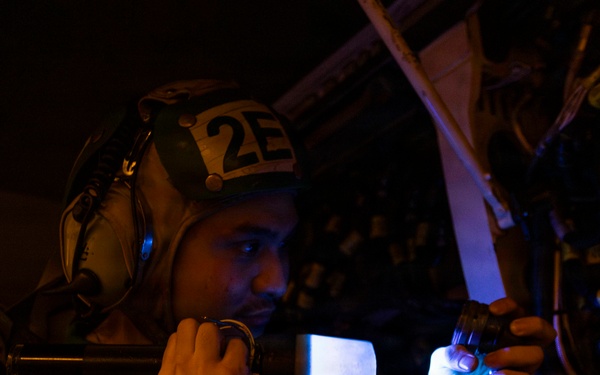 Abraham Lincoln Conducts Aircraft Maintenance