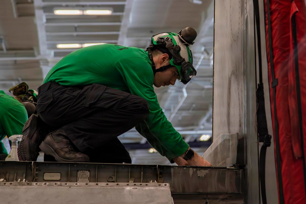 Abraham Lincoln Conducts Maintenance