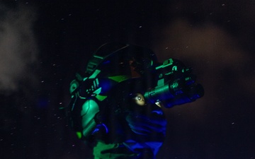 22nd MEU (SOC) | VMM-263 (REIN) CH-53E Flight Operations Aboard USS San Antonio