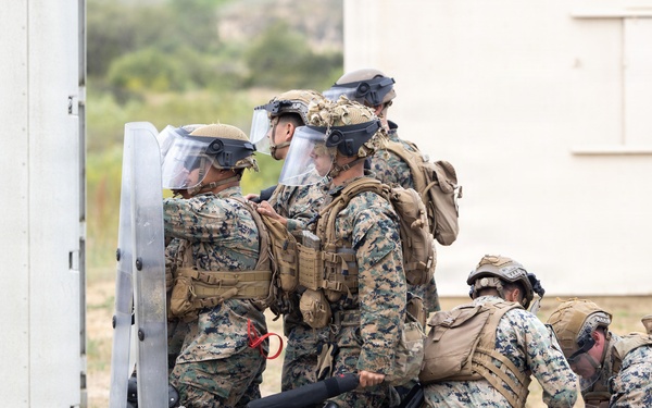 13th MEU conducts Non-Lethal Weapons Course 26-1