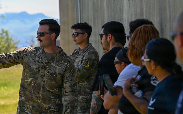 Vandenberg Explosive Ordnance Disposal Team Hosts Recruitment Event