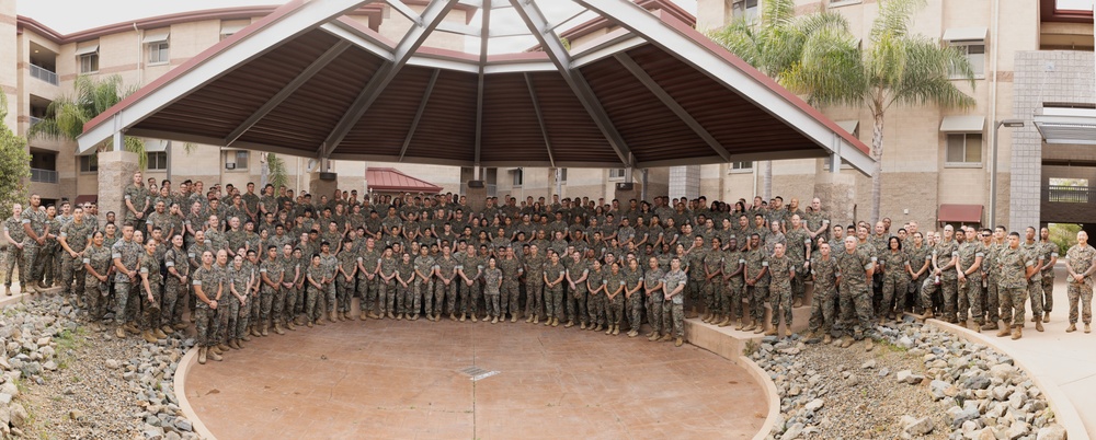 Medal of Honor recipient Sgt. Dakota Meyer speaks to 1st MLG Marines