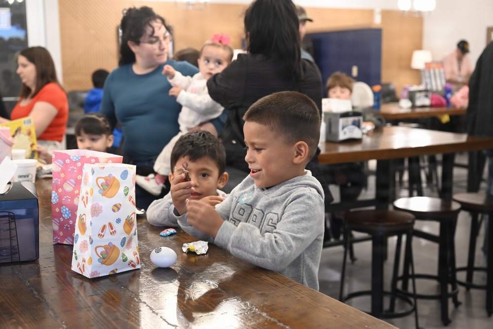 USO Brunch with the Bunny