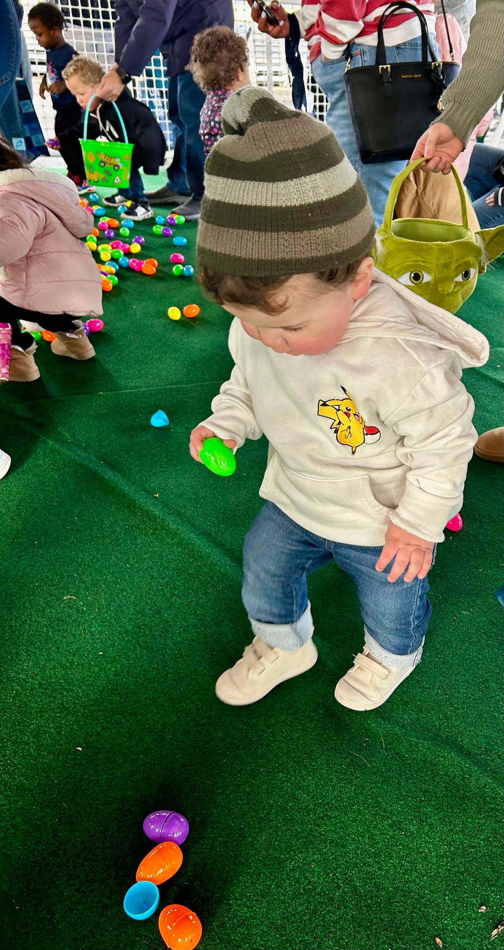 Fort McCoy families flock to 2026 Easter Eggstravaganza event