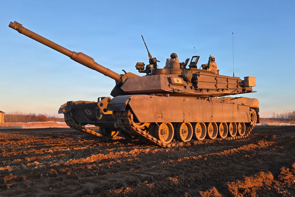 MNNG Conducts Winter Tank Gunnery