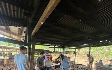 NAVFAC Hawaii military personnel support North Shore flood recovery efforts