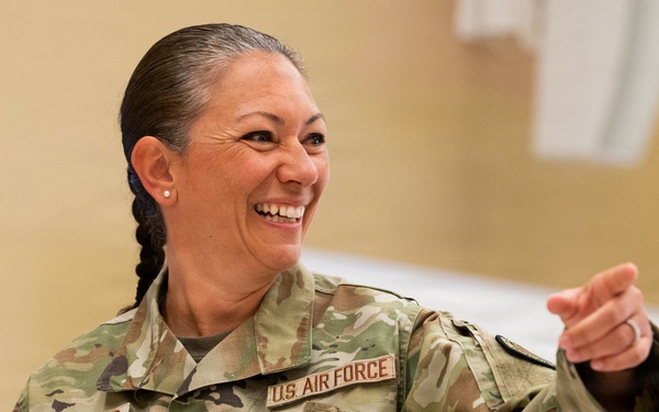 Through the eyes of a diamond