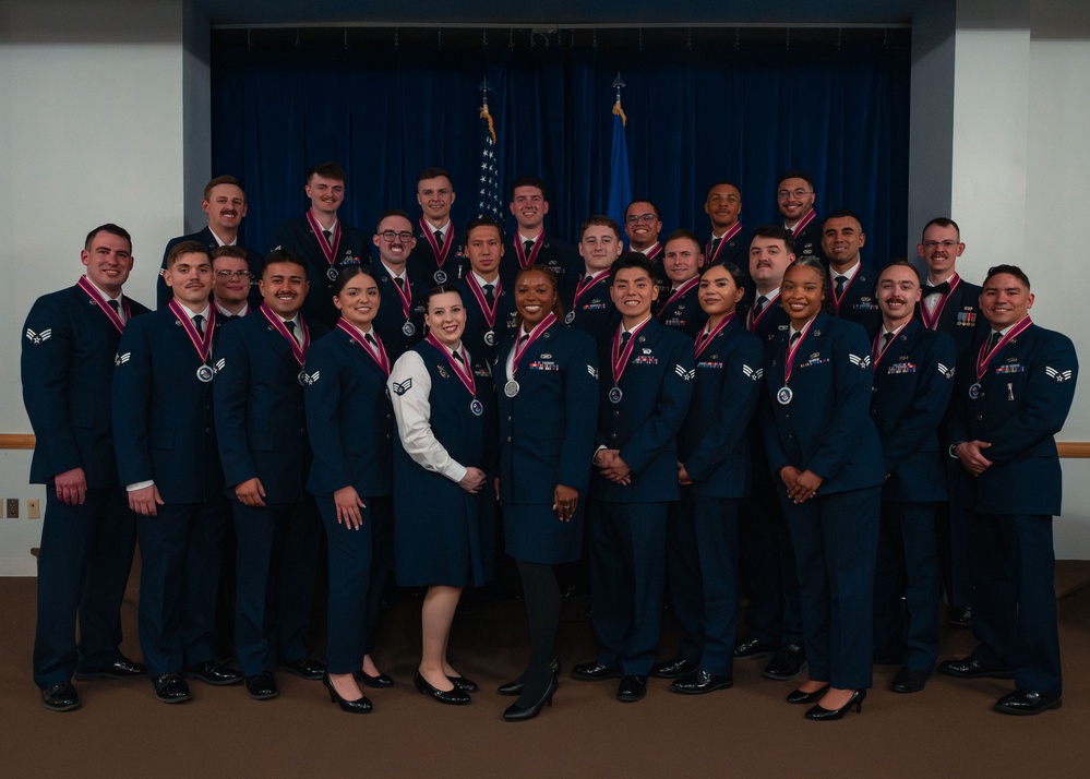 ALS Class 26-C Graduates