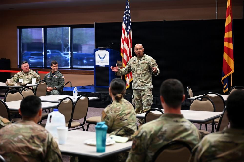 Airmen complete German Armed Forces Proficiency Badge assessment with 33-pound ruck