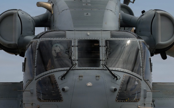 WTI 2-26: CH-53 Heavy Lift Air Refueling