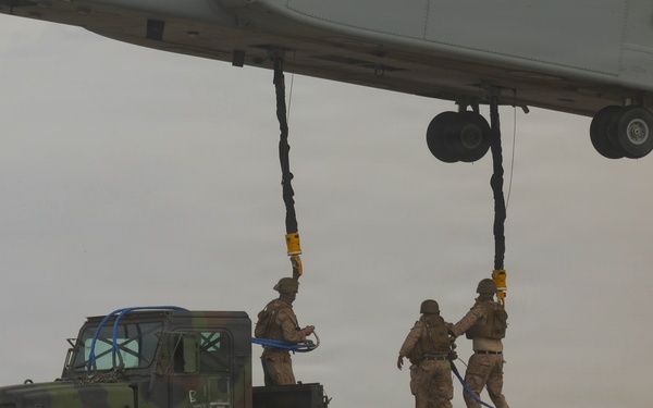 WTI 2-26: CH-53 Heavy Lift Air Refueling