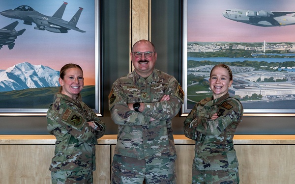 Do Better; PDC members gather for a photo