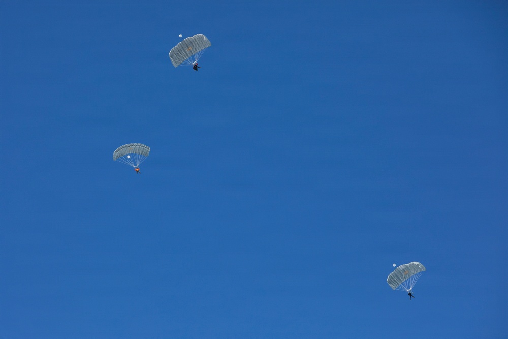 AKANG 176th Wing Rescue Triad conducts a full mission profile training exercise