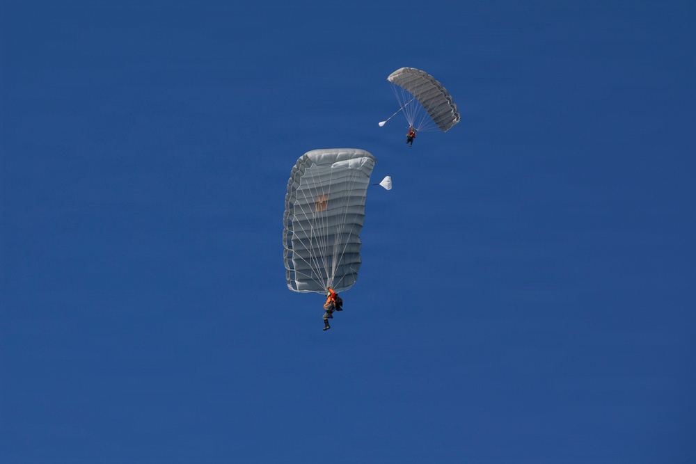 AKANG 176th Wing Rescue Triad conducts a full mission profile training exercise