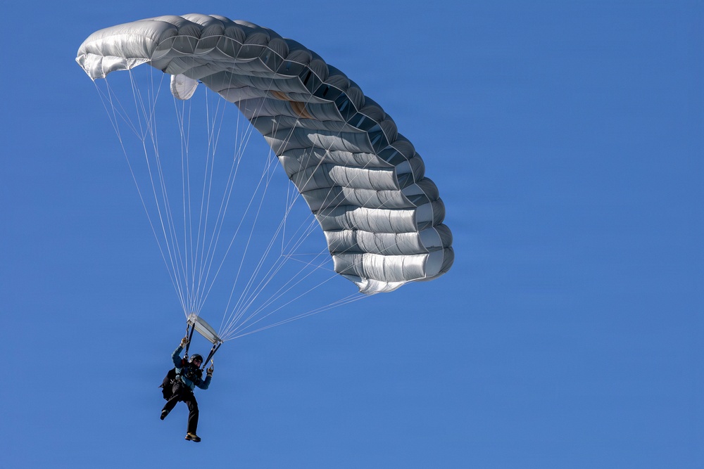 AKANG 176th Wing Rescue Triad conducts a full mission profile training exercise