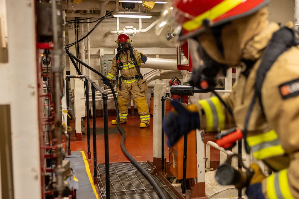 Integrated Training Team Drill aboard the USS Gonzalez (DDG 66)