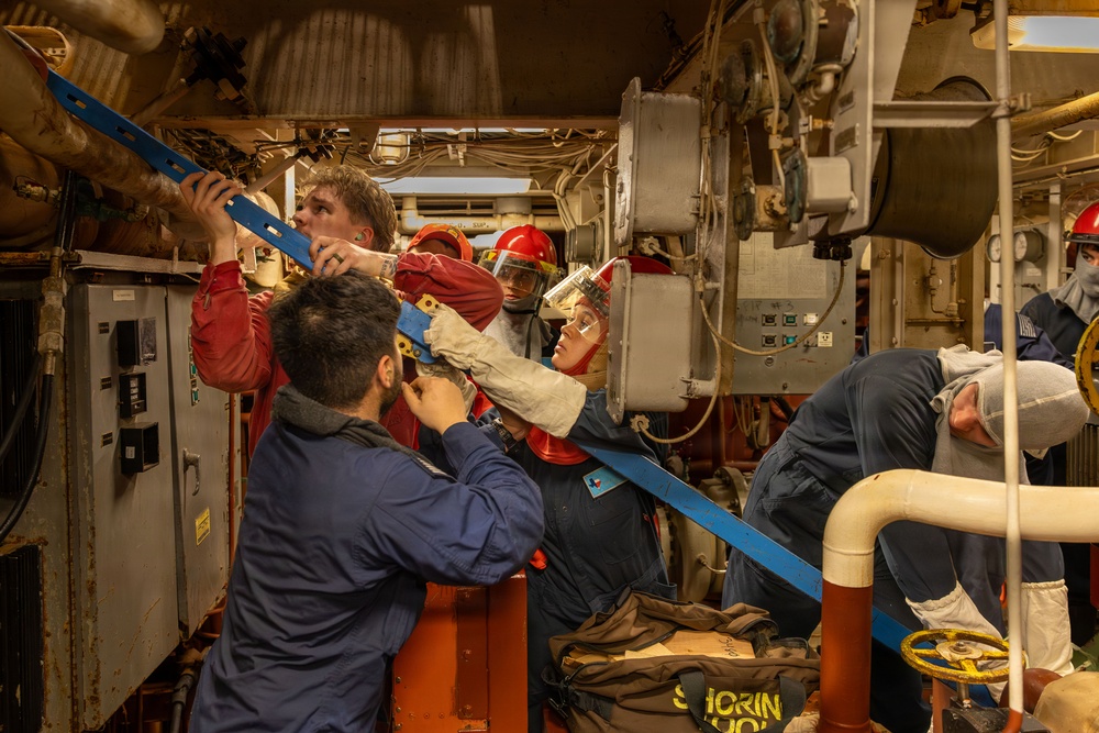 Integrated Training Team Drill aboard the USS Gonzalez (DDG 66)