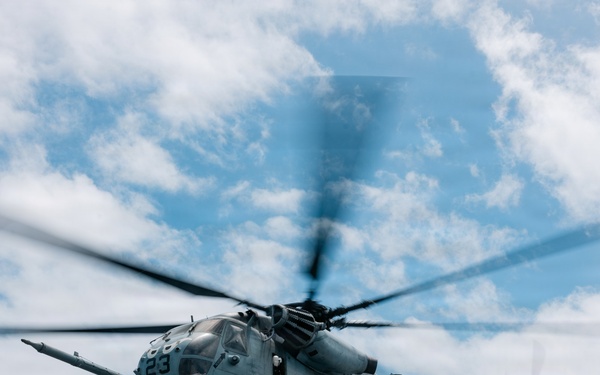 11th MEU Marines, Sailors conduct flight deck operations aboard USS Portland