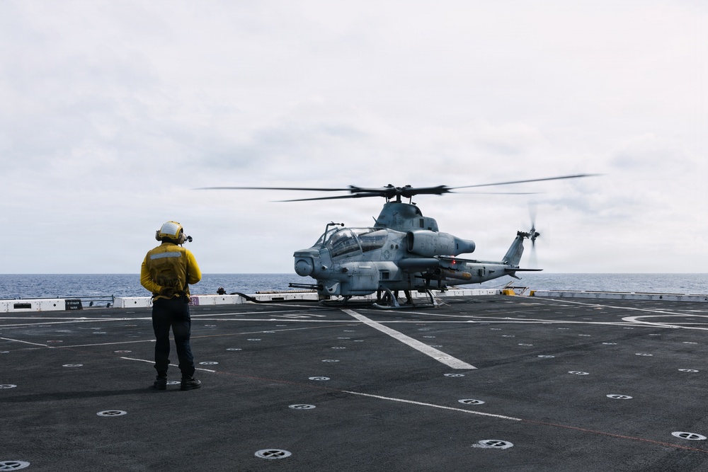 11th MEU Marines, Sailors conduct flight deck operations aboard USS Portland