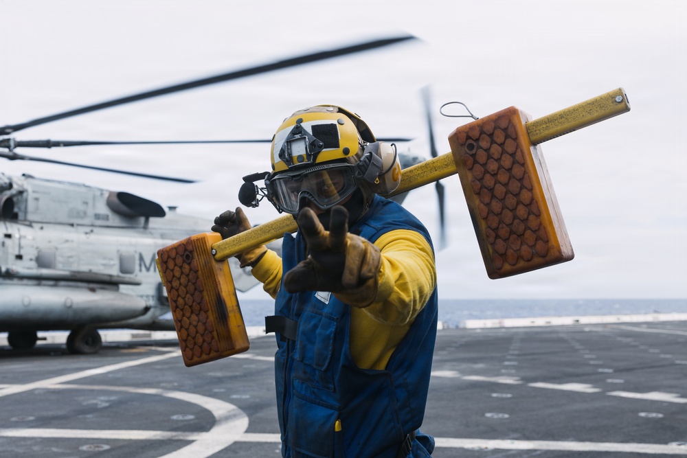 11th MEU Marines, Sailors conduct flight deck operations aboard USS Portland