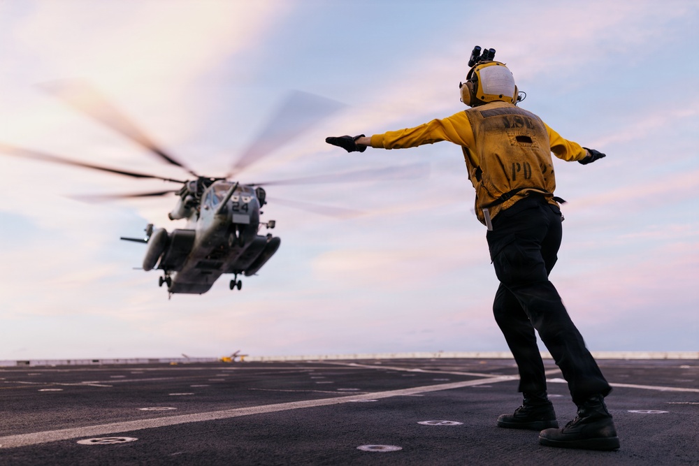 11th MEU Marines, Sailors conduct flight deck operations aboard USS Portland