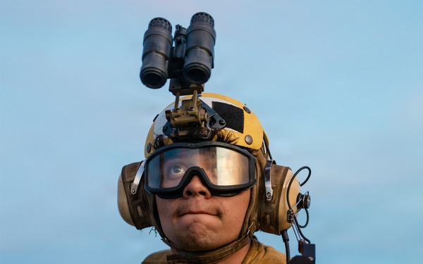 11th MEU Marines, Sailors conduct flight deck operations aboard USS Portland